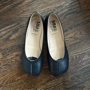 MM6 Maison Martin Margiela Black Leather Flats Petite Size 4